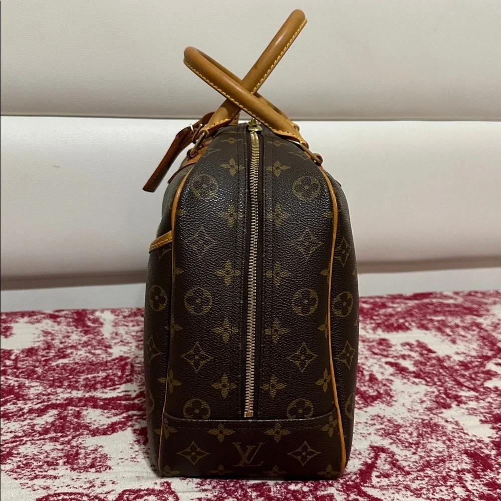 Louis Vuitton Monogram Deauville Handbag
